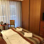 Hotel Spa Heviz 호텔 4*
