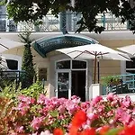 Hotel Spa Heviz 호텔 4*