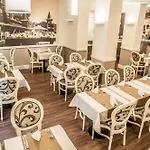 Hotel Spa Heviz 호텔