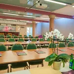 Hotel Spa Heviz 호텔