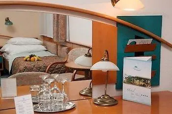 Hotel Spa Heviz מלון Hévíz